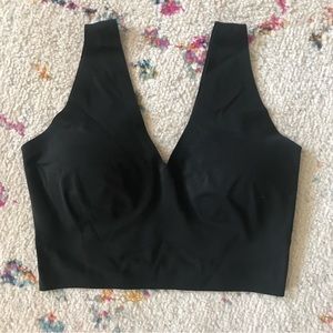 True&Co V neck bra, size S with removable pads, gently used condition